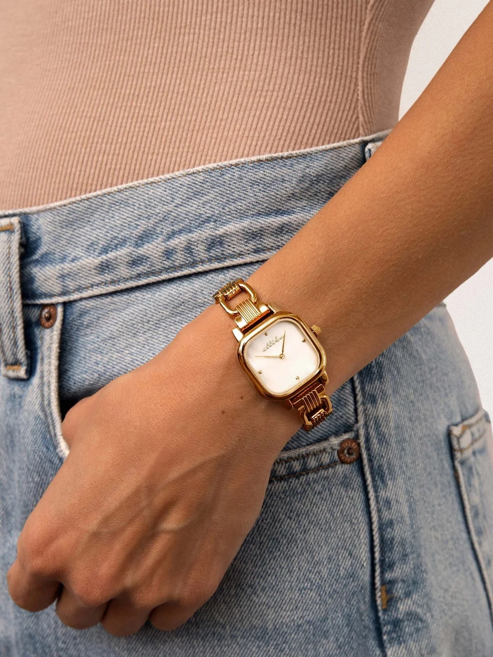 ettika elegant gold